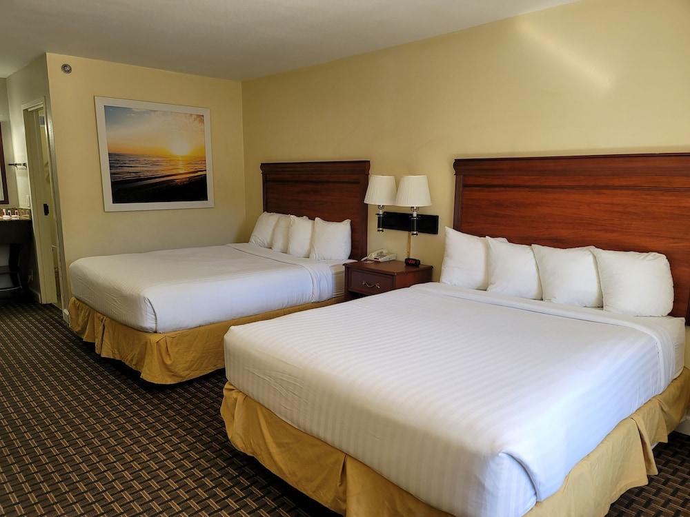 Days Inn By Wyndham Port Charlotte Town Center Exterior foto